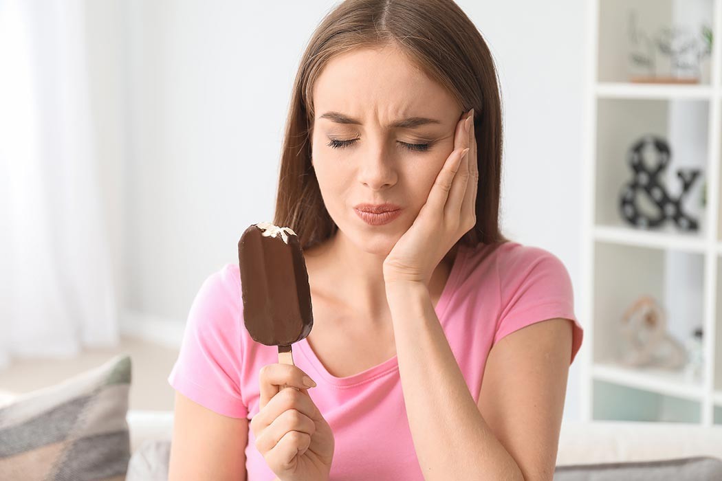 Denti sensibili al caldo e al freddo: alcuni consigli per alleviare il fastidio
